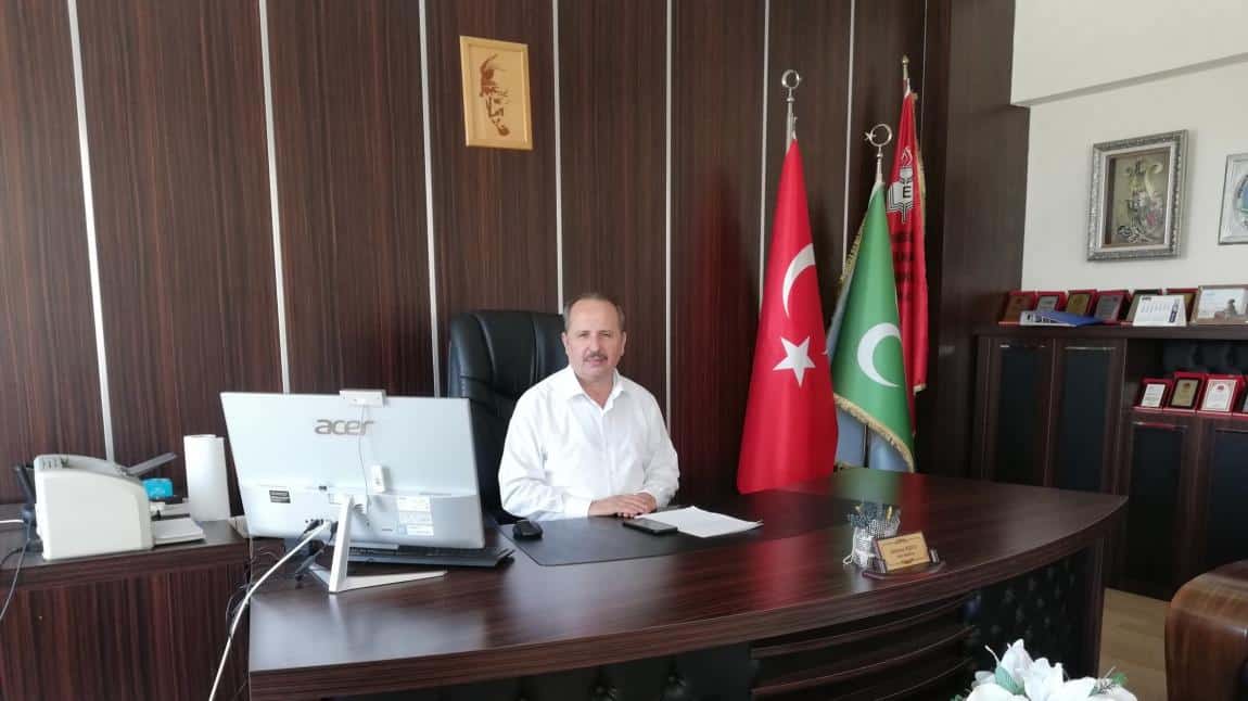 Mehmet KİŞİFLİ - Okul Müdürü